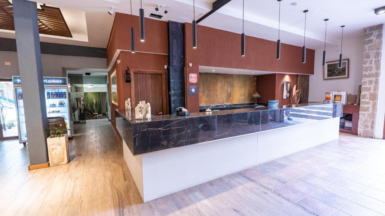 Los Espinillos Hotel Y Spa Villa Carlos Paz Kültér fotó